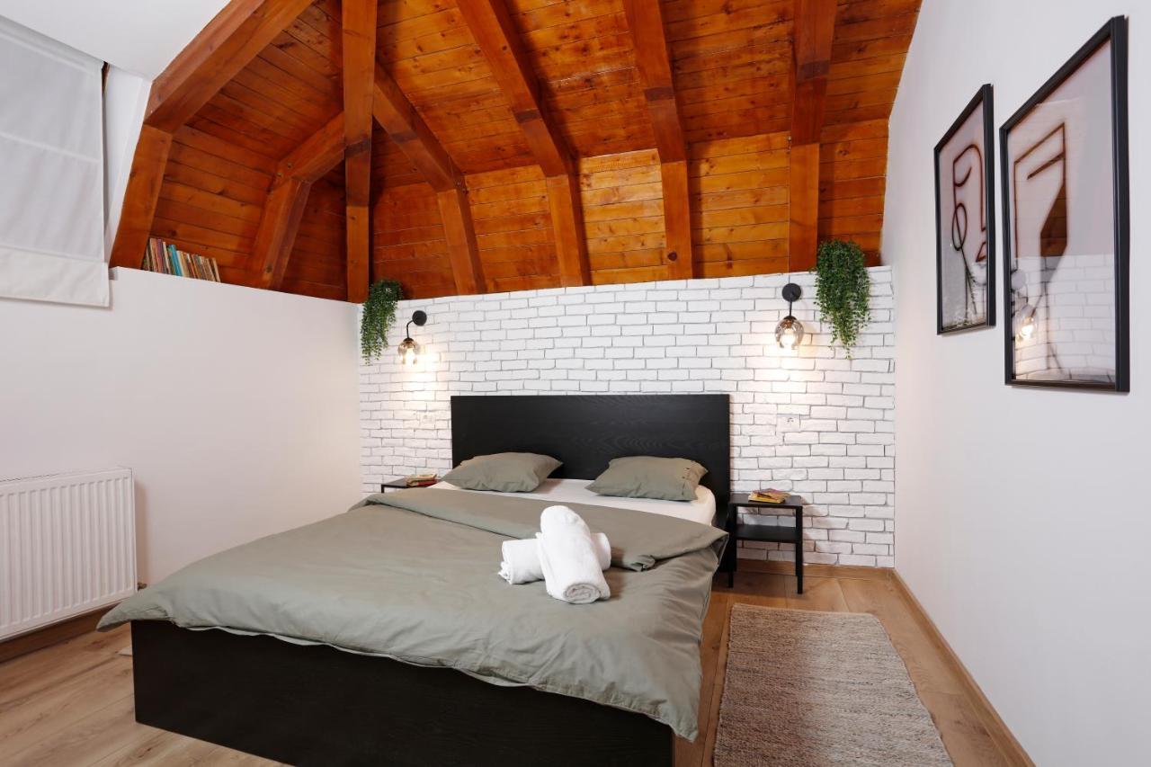One Love Central Cottage Bukarest Exterior foto
